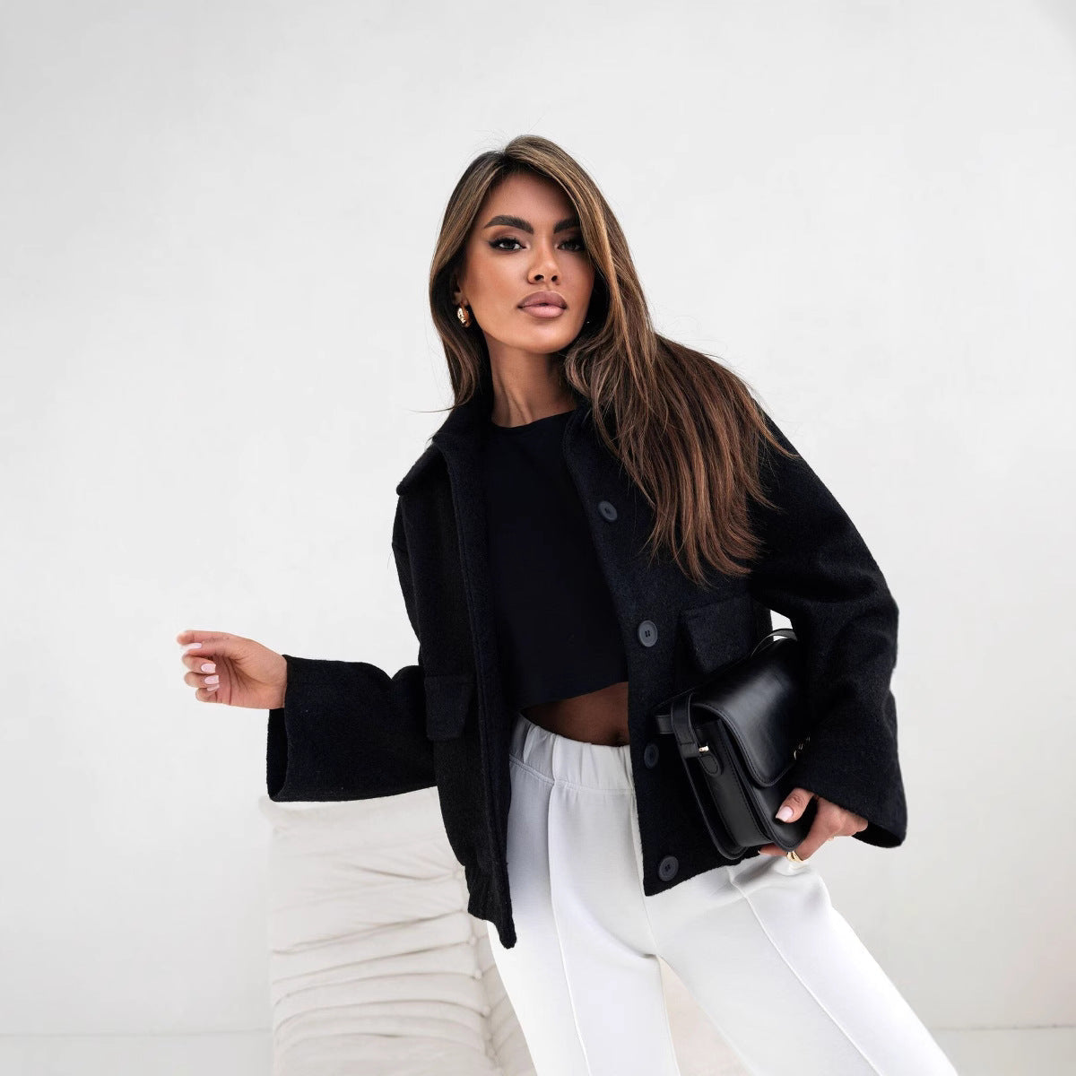 Michaela – Kurze Jacke Mit Großen Taschen