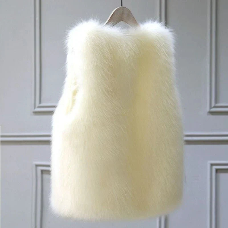 Penelope - Warme Damen Pelzweste für Herbst & Winter Beige