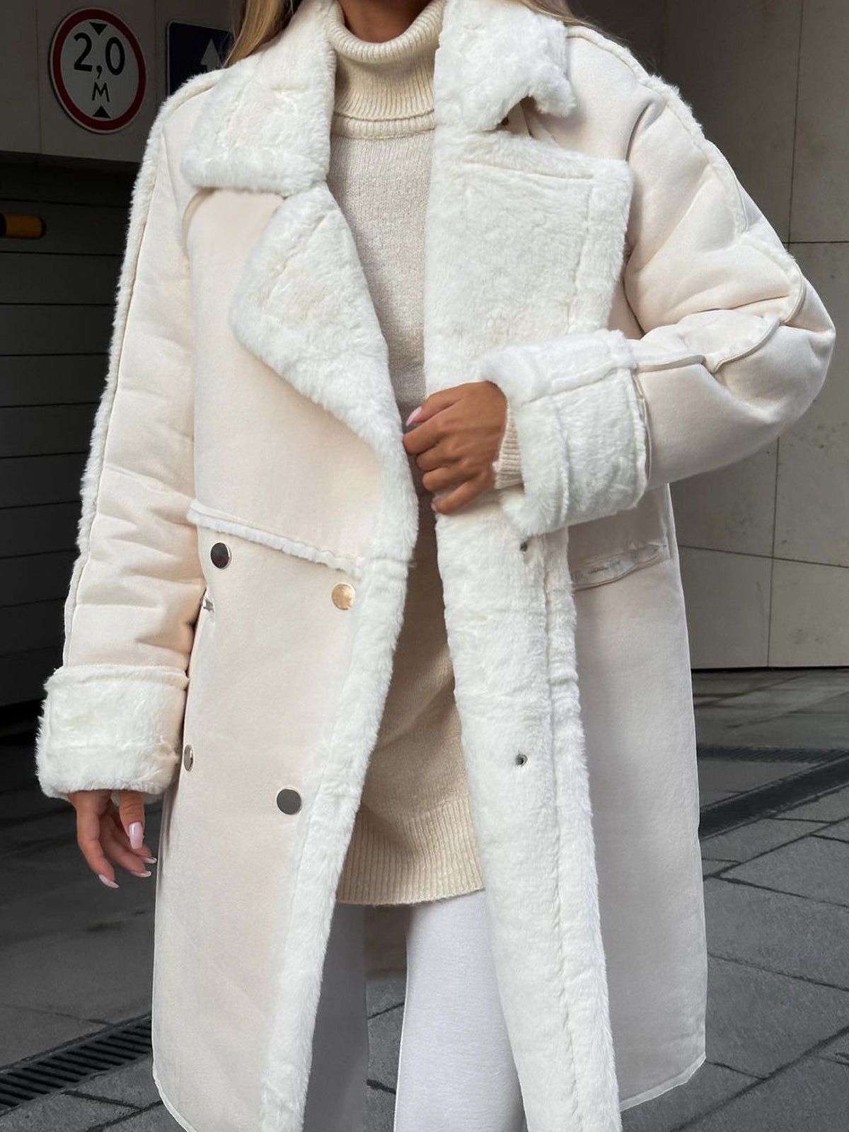 Quirita - Luxuriöser Damen Fleece Mantel Biege
