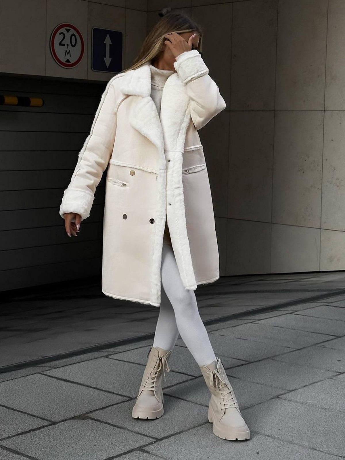 Quirita - Luxuriöser Damen Fleece Mantel Biege