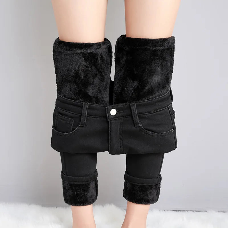 Rivana - Dehnbare Thermo-Jeans Schwarz 2