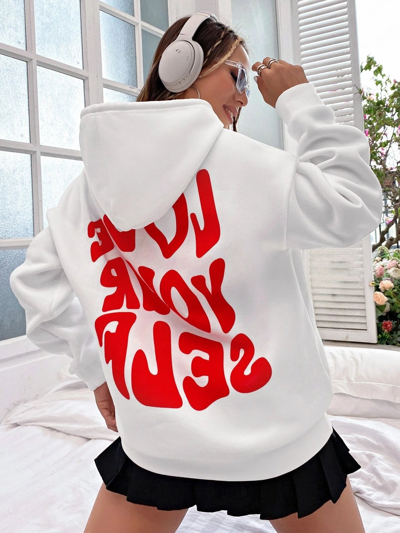 Susi - Damen Oversize Hoodie Schwarz Love Yourself Print Weiß