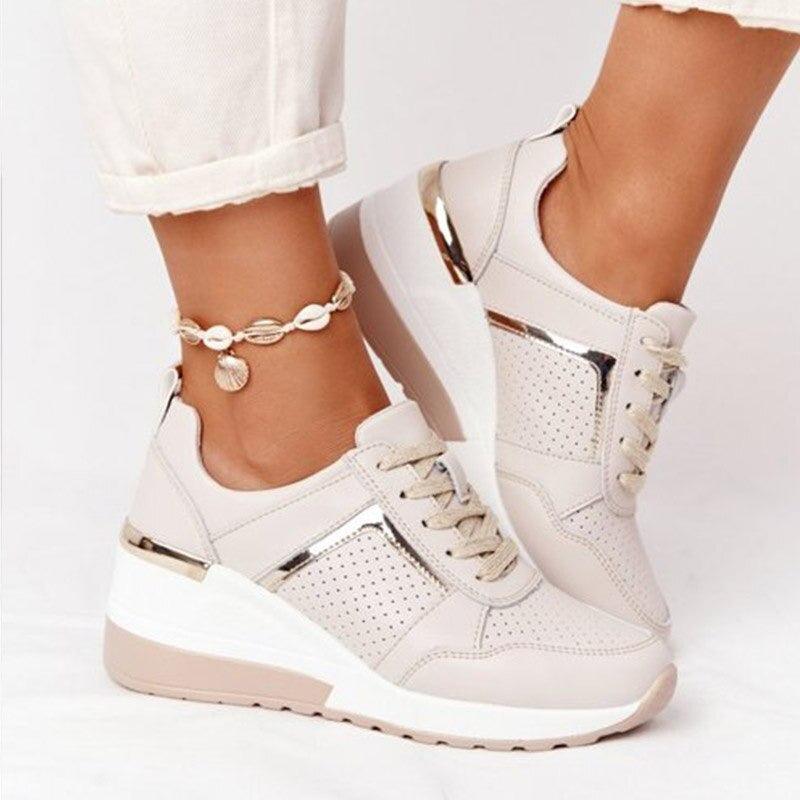 Thora - Damen Keil-Sneaker mit Perforierungen Beige