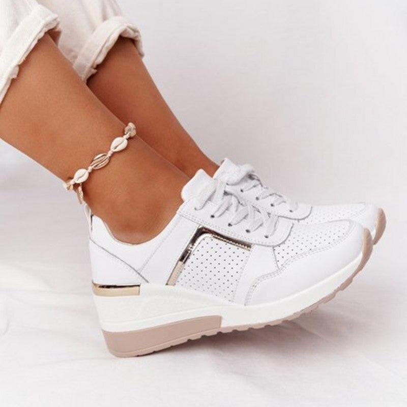 Thora - Damen Keil-Sneaker mit Perforierungen WeiB