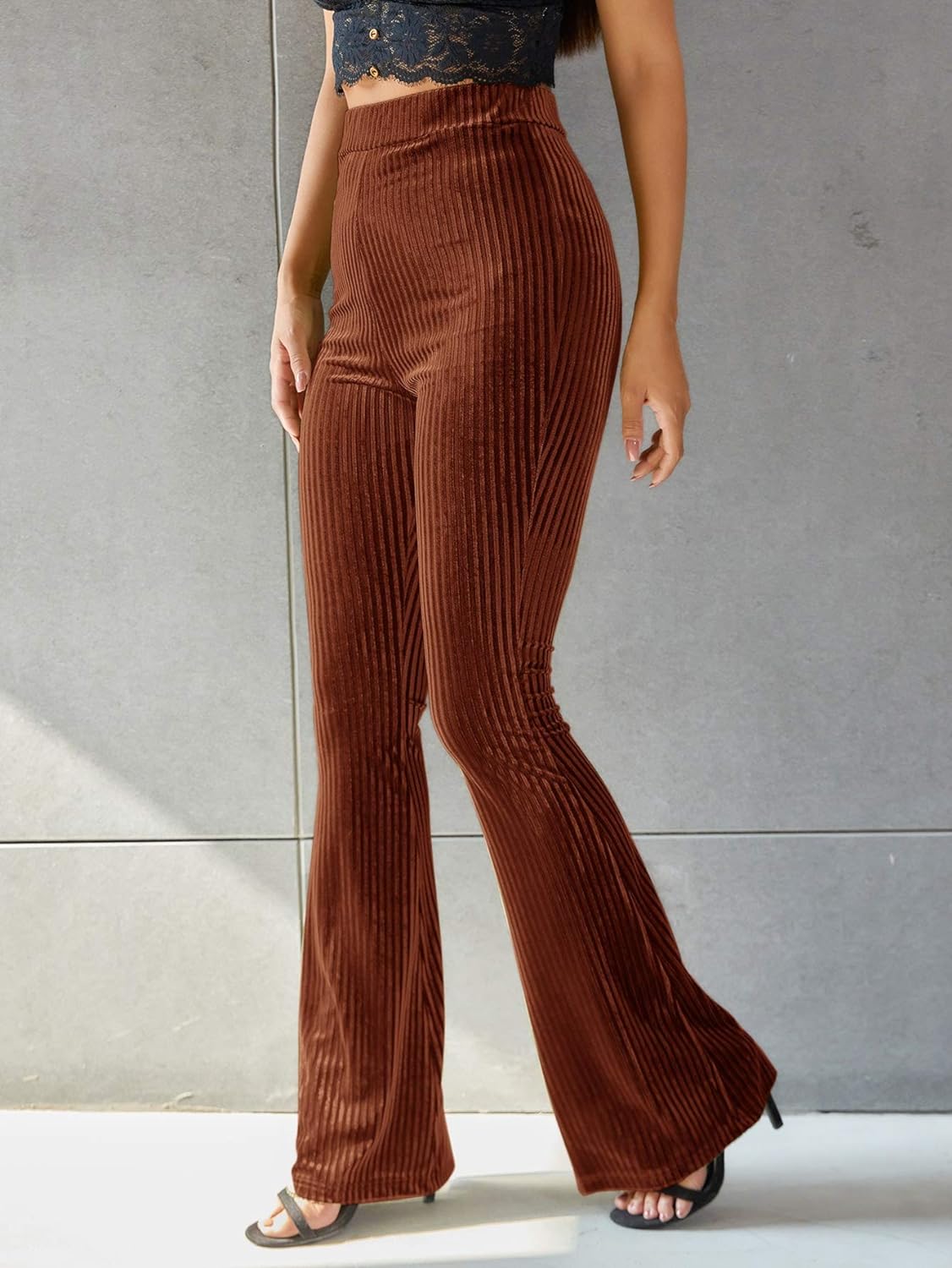 Valeria - Retro High-Waist Cordhose mit Schlag für Damen Braun 2