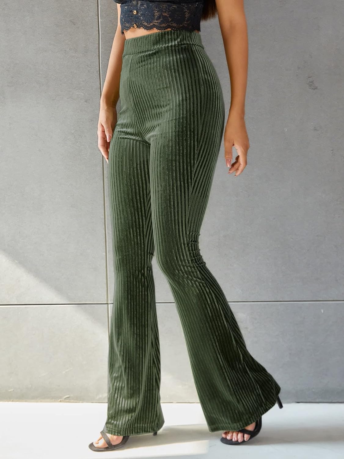 Valeria - Retro High-Waist Cordhose mit Schlag für Damen Grun