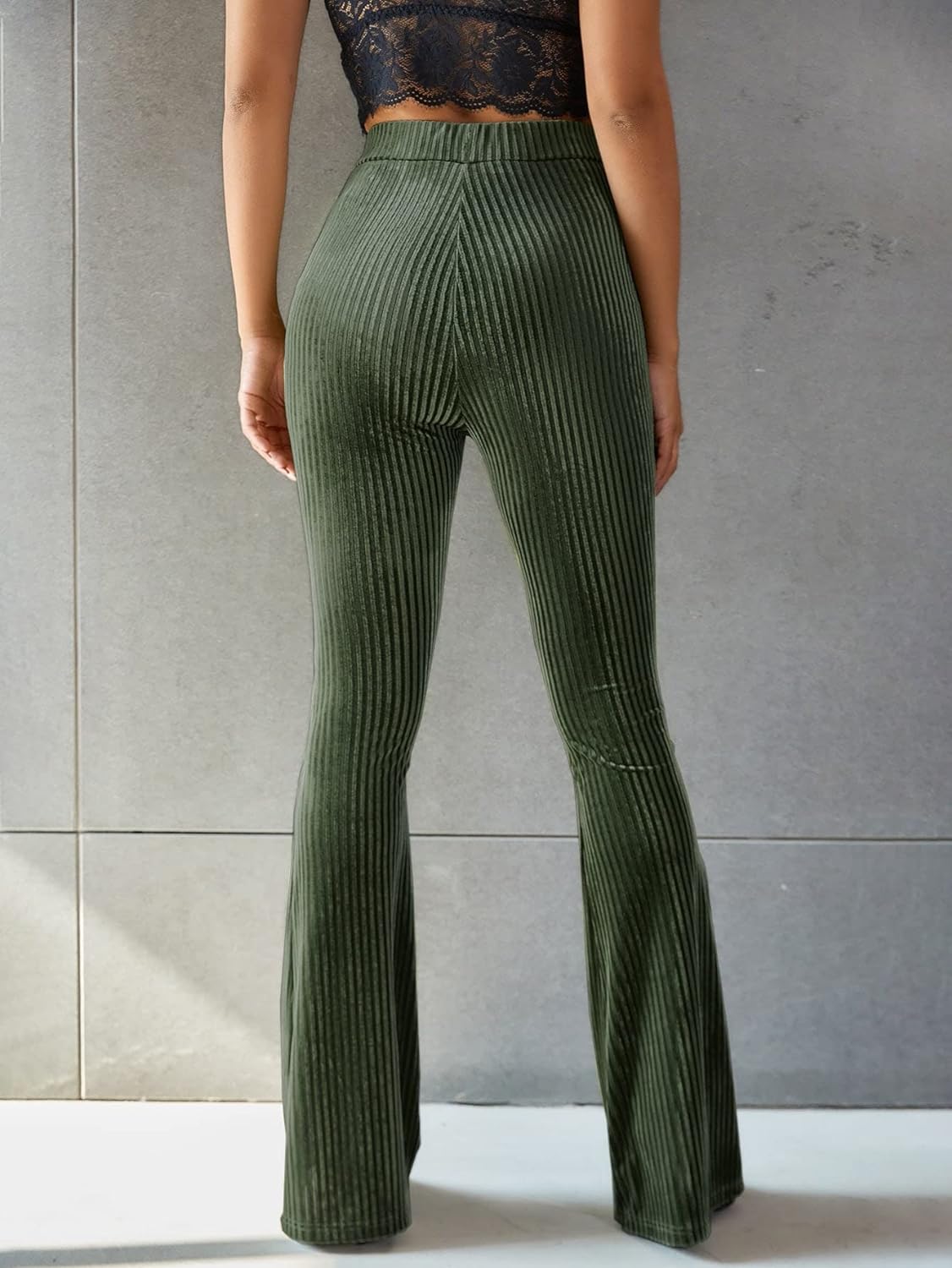 Valeria - Retro High-Waist Cordhose mit Schlag für Damen Grun 2