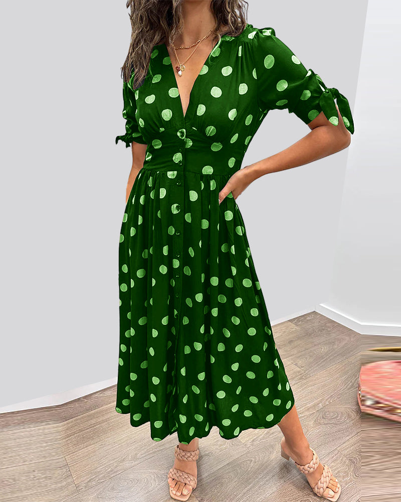 Viorica - Kleid mit tiefem V-Ausschnitt und Tupfen Grun