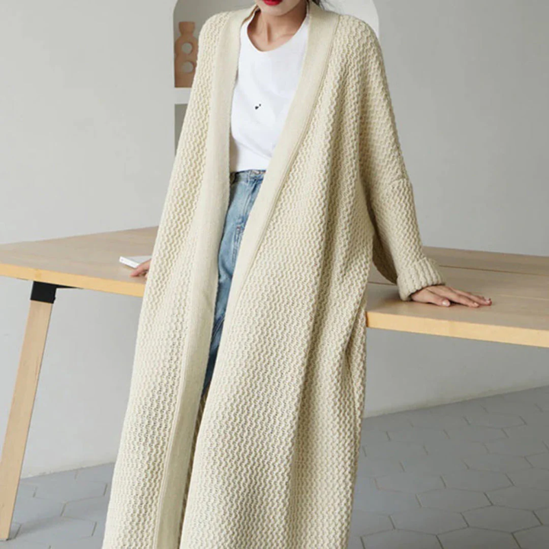 Romina – Lange Strickjacke in einem warmen
