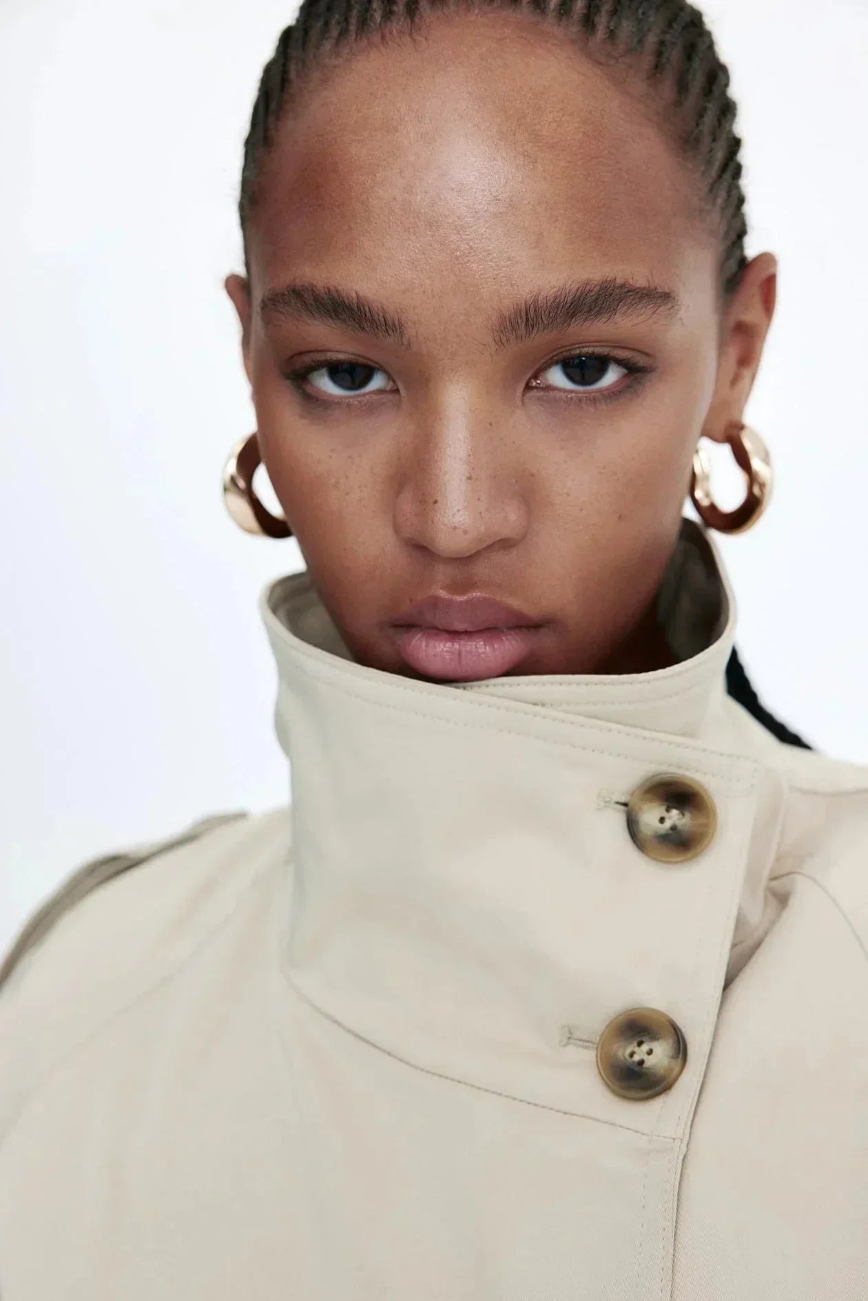 Izabella - Eleganter Damen Trenchcoat mit Kragen und Taillengürtel