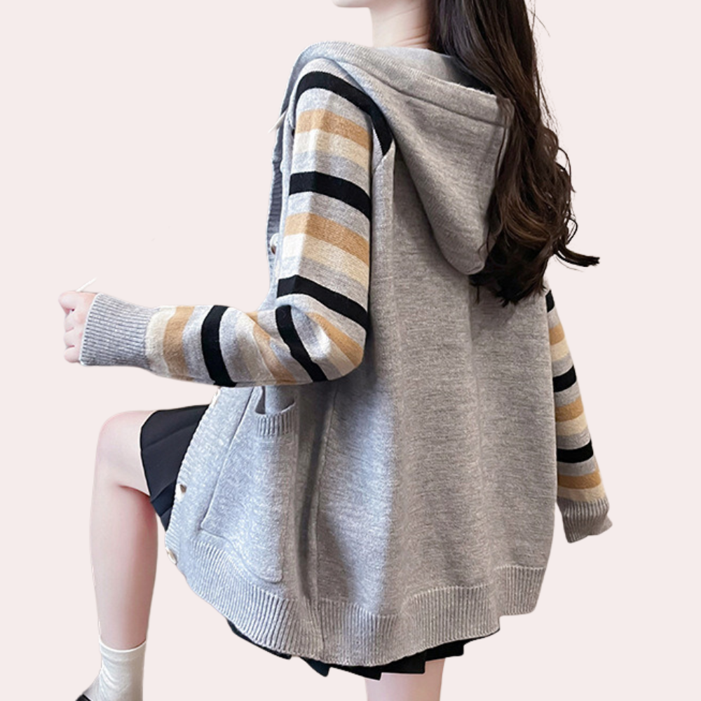 Priska – Praktische Strickjacke Mit Kapuze